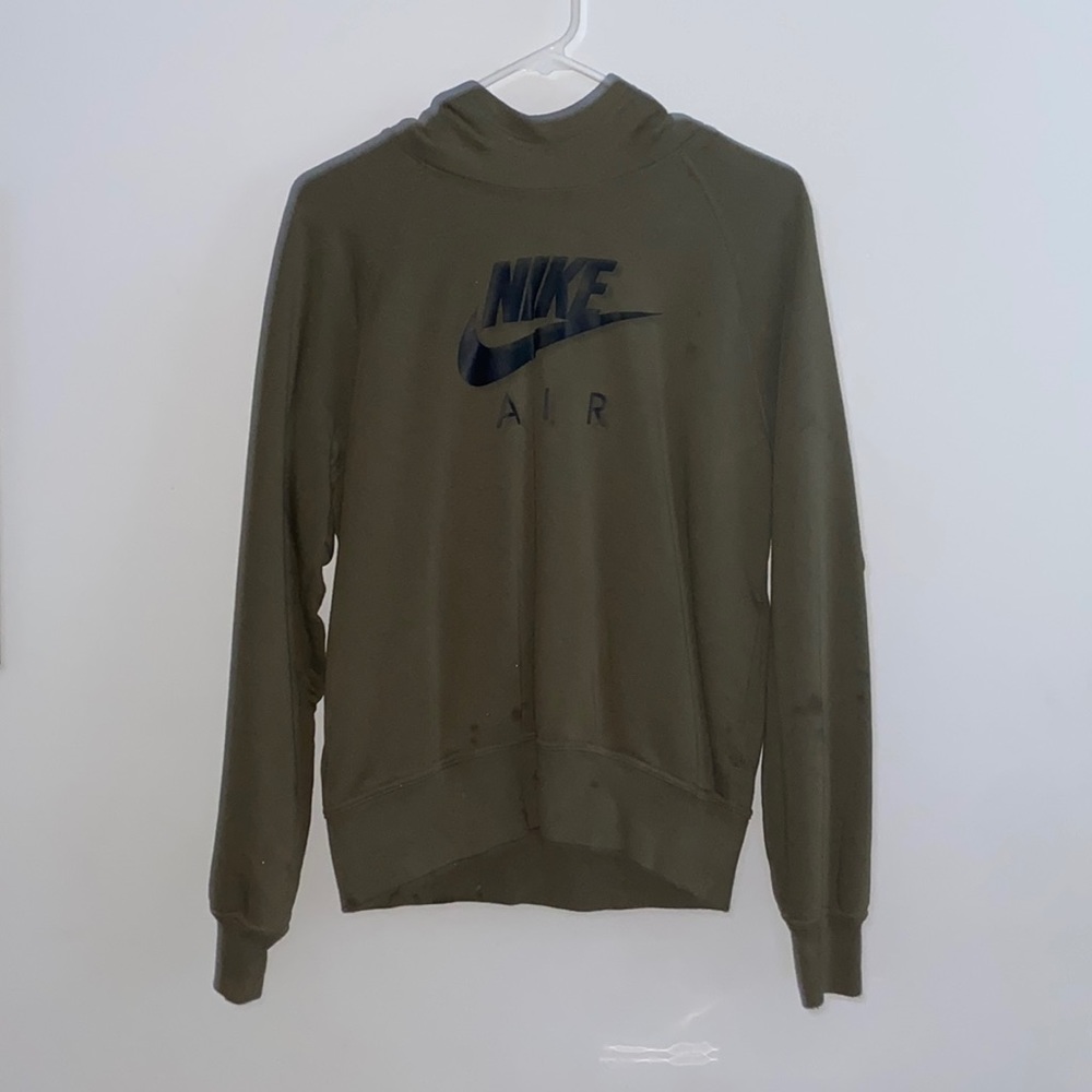 nike . size medium